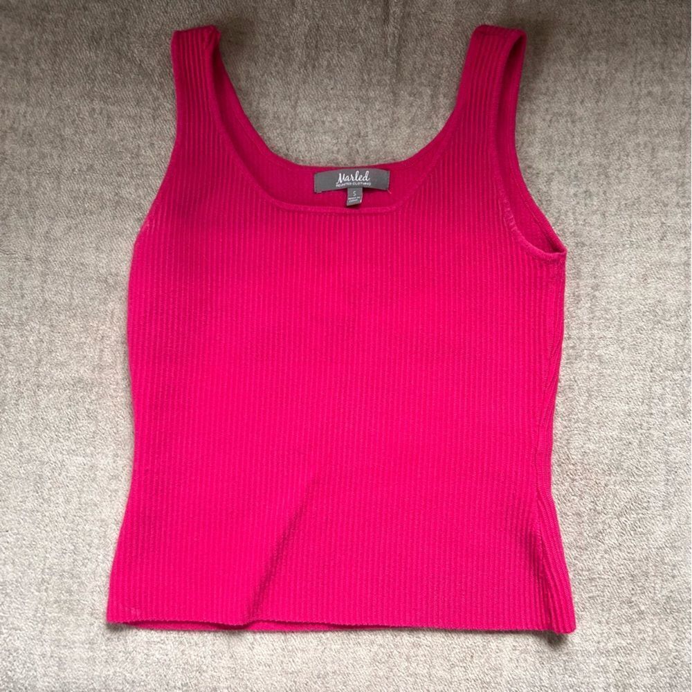 Sculpt Knit Squareneck Tank in Pink Ridged Fuchsia Summer top shirt fitted